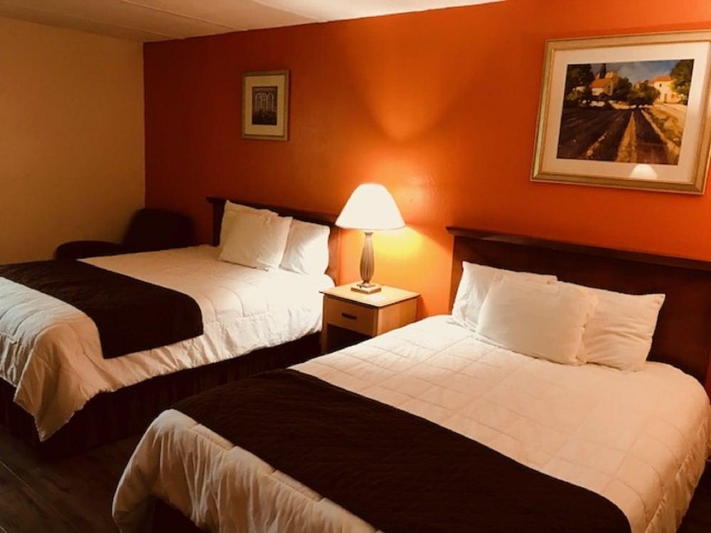 Americas Best Value Inn Laredo Esterno foto